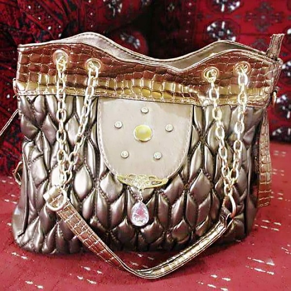 Golden hand outlet purse