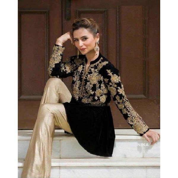 Indian best sale velvet dresses