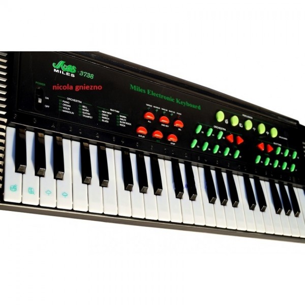 Piano miles deals electronic keyboard 3738